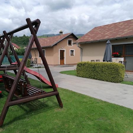 Apartment Chatky Aquaduo Липтовска-Сиельница Экстерьер фото